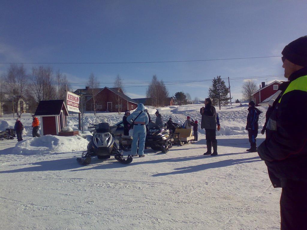 Kierinki Village Lomahuoneisto Zewnętrze zdjęcie